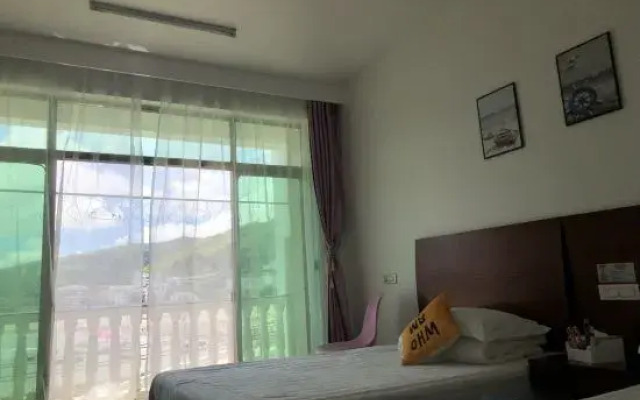 Chaoyin Island Hostel