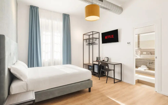 Adelante Rooms
