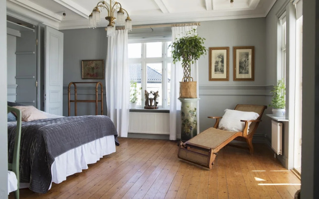 Strandflickornas Annex Gula Villan