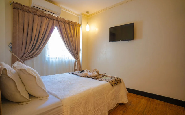 West Loch Park Hotel Vigan