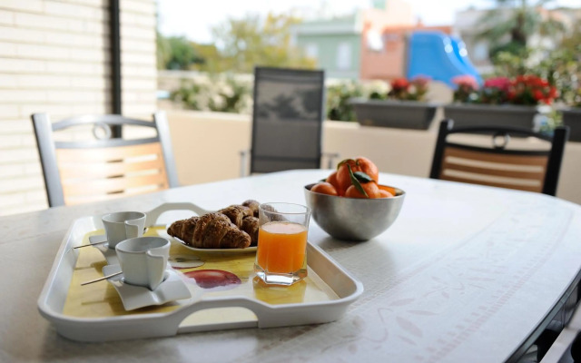 Apartamento Amplio. Vistas A La Playa