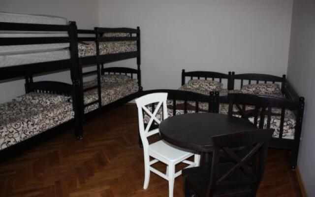 Hostel 12 chairs