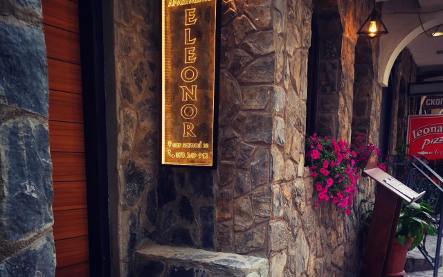 Small Luxury En suites ELEONOR