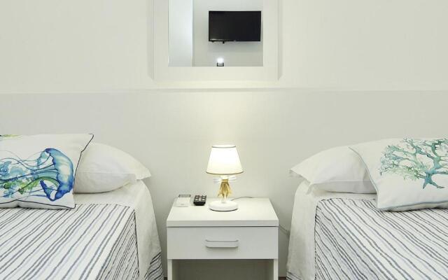 VILLA DEL COLLE CON PISCINA PRIVATA Ispica