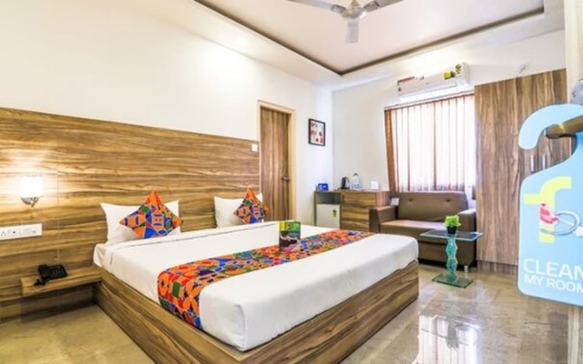 Vista Suites By FabHotel