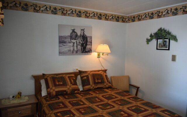 Royals Inn Motel