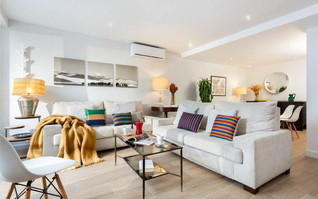 Plaza España, acogedor apartamento con patio