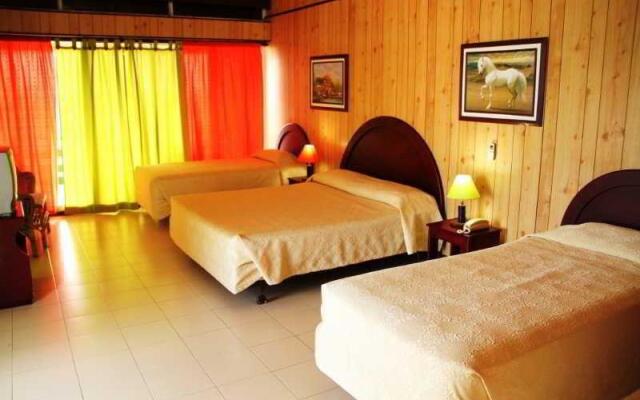 Hotel Tres Casitas