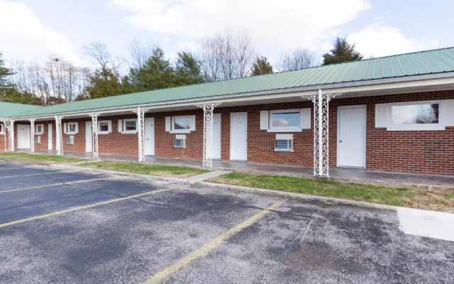 OYO Hotel Cave City KY