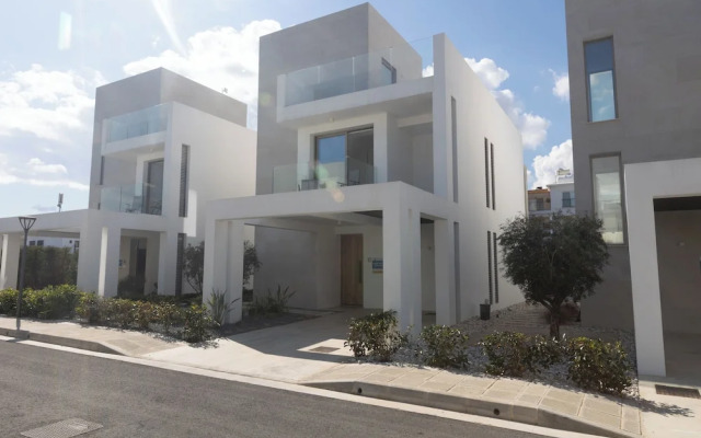 Protaras Azure Villa Azv15