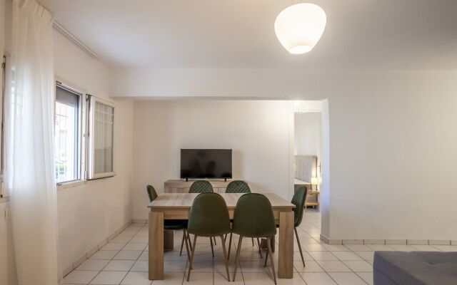 Aris Luxury Apartments