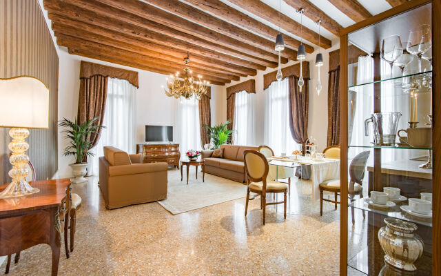 San Teodoro Palace Luxury Apartments