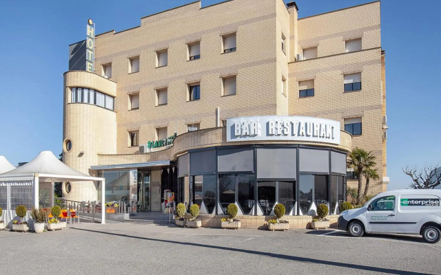 Hotel Restaurante Blanc I Negre 2