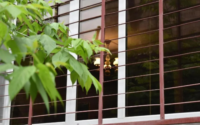 Sleep Studio Hostel