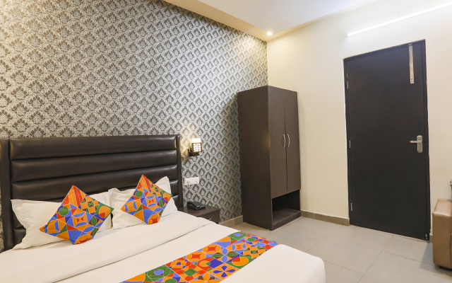 FabHotel The Diamond