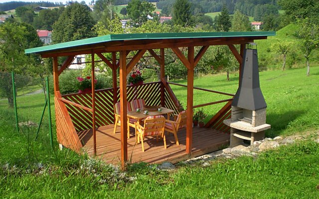 HOUSE JESENNý TANVALD