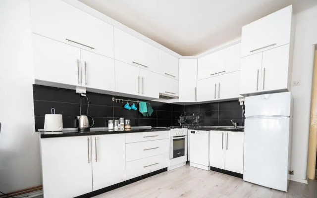 Modern 1bdr Apartment Near City Center