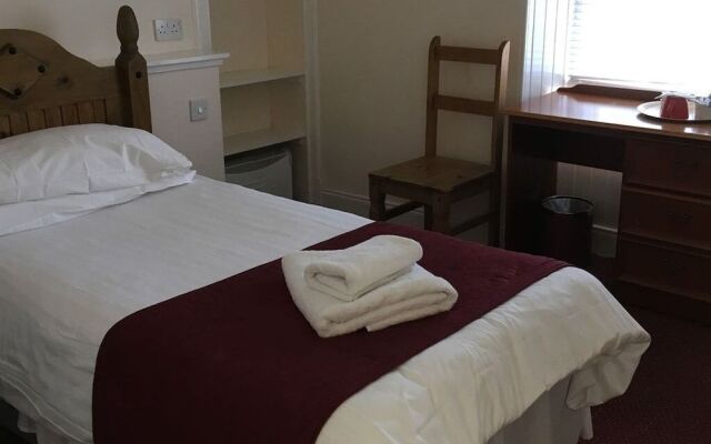 Novar Arms Hotel