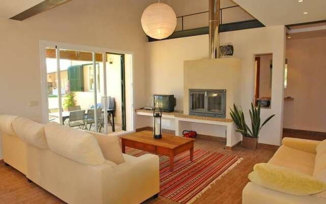 Fincas Mallorca family house with pool