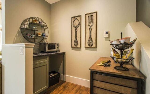 Kelowna Bed and Breakfast