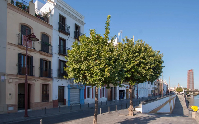 Champion Duplex Terrace and Garage Old Town 6 pax