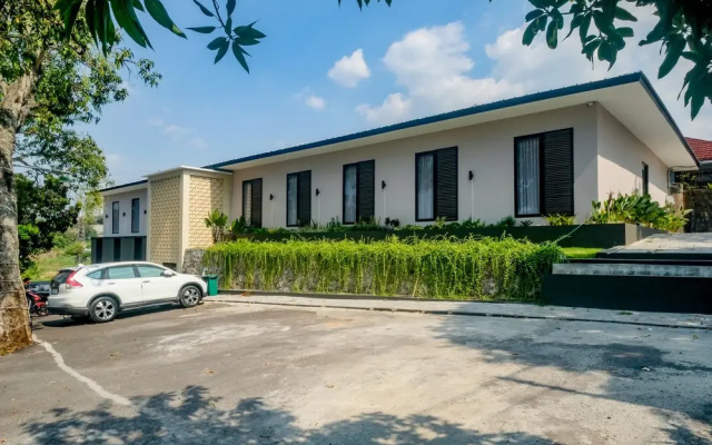 Urbanview Hotel JJ Bukitsari Semarang