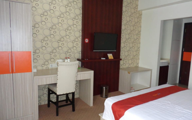 Hotel Grand Putra Syariah Kebumen – Guest Rooms – Kebumen
