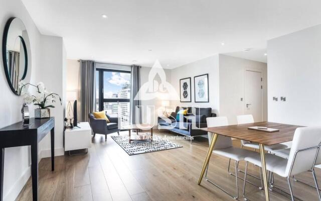 Modern, Stylish PENTHOUSE Apartment next to Wembley Stadium!
