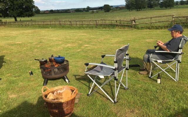 The Swallows glamping