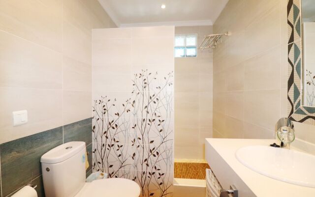 1093 Villa Magnolias