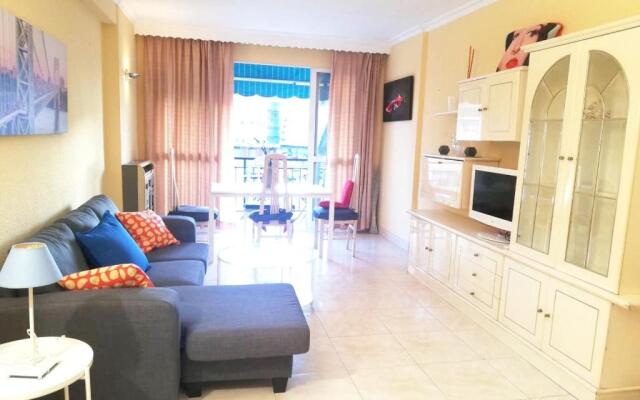 Apartment with 3 bedrooms in Malaga with balcony and WiFi