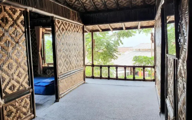 Kampung Istal By Zuzu