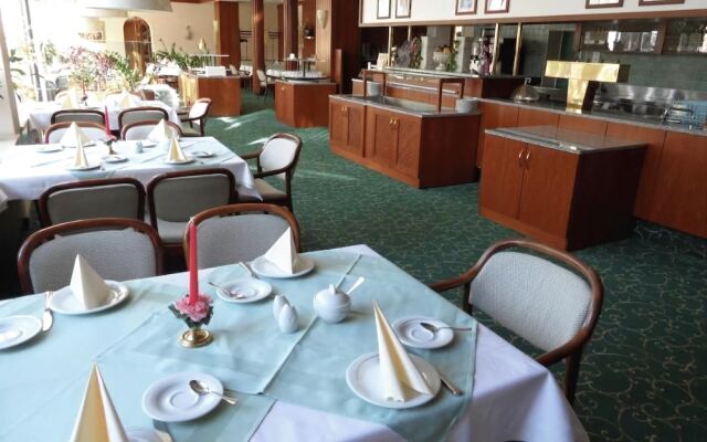 Parkhotel Crombach