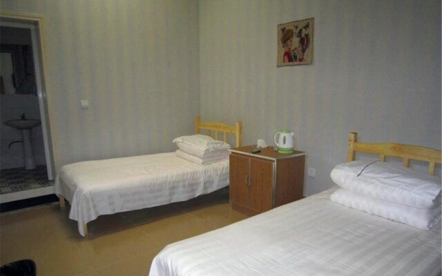Dunhuang Family Youth Hostel