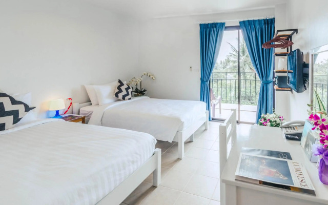 Maikhao Hotel 