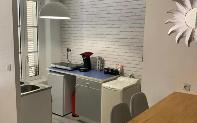 Appartement complet, hyper centre d’Auxerre.
