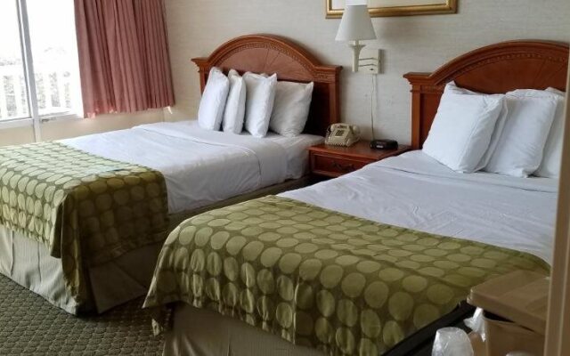 Seabonay Oceanfront Motel