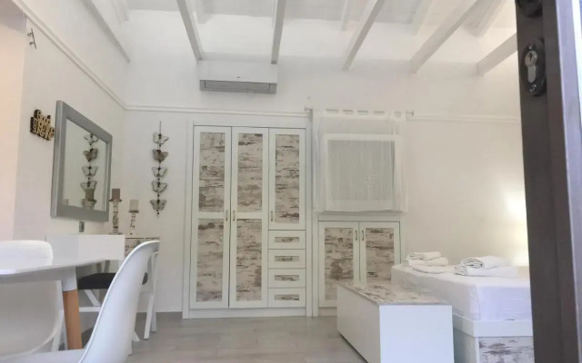 villalithos studio 2