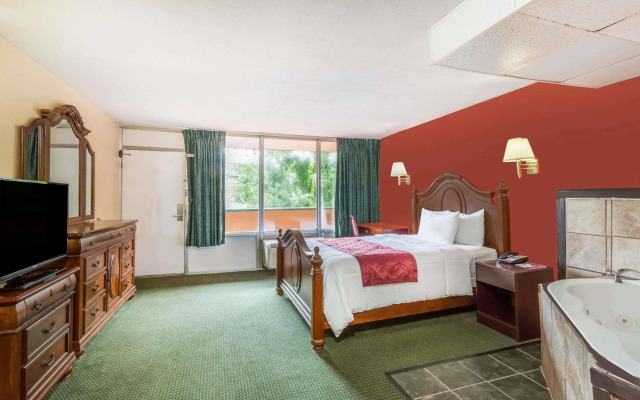 Ramada by Wyndham Roanoke