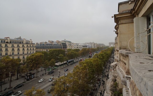 Vip Elysées Rent