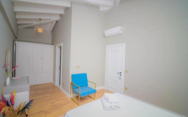 9 Alacati Boutique Hotel