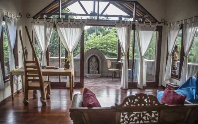 Avalon Villa