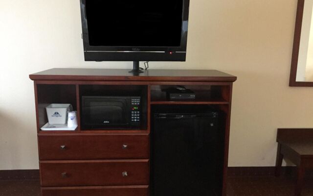 Americas Best Value Inn St. Robert