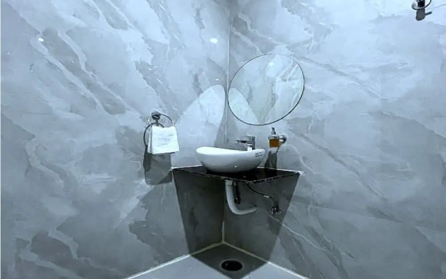 Hotel Vrinda Niddhivan- near Prem mandir