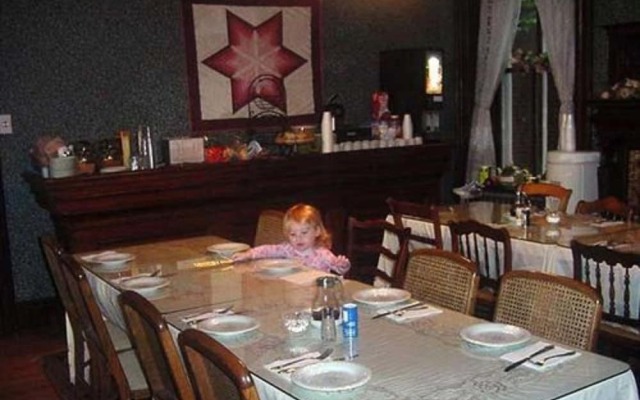 Greystone Manor Bed & Breakfast