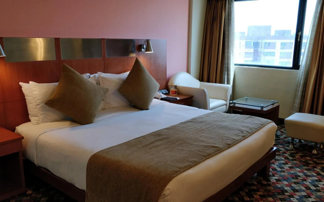 The Suryaa New Delhi – Guest Rooms – Delhi
