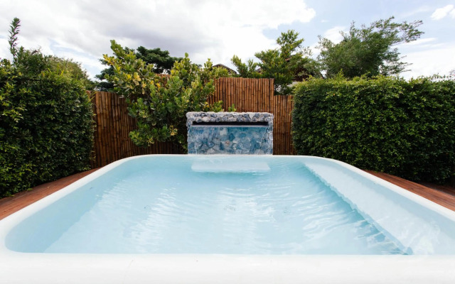Boribot Pool Resort