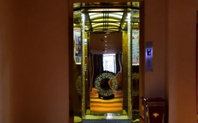 Q+ Treasure Palace Hotel