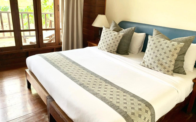 Riverhouse Hotel - The Teak House
