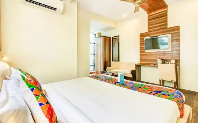 Fabhotel Axis International